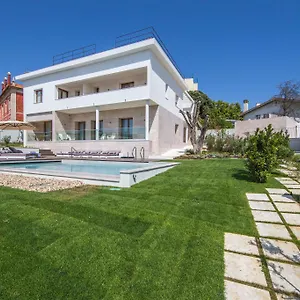 Somewhere - 4* Estoril
